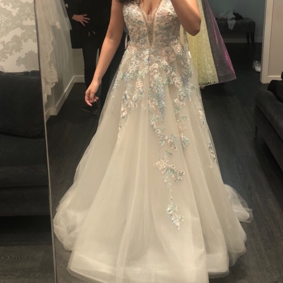 New! Prom dress with tags - Picture 3 of 3